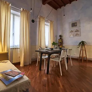 https://casa-dellartista.it-tuscanyhotel.com