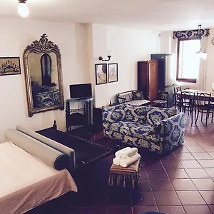 carraresi-rooms.hotelslidodijesolo.com/