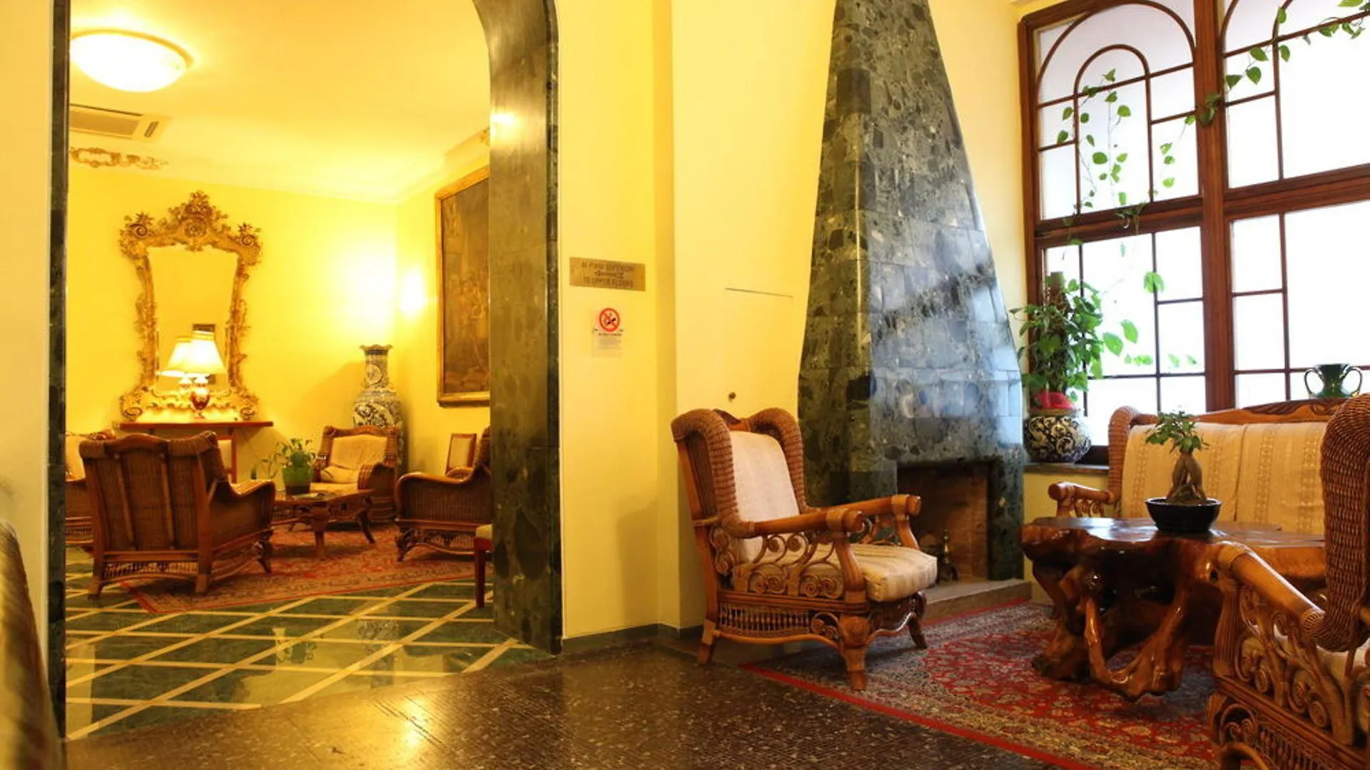 Hotel Impero Rome 3*,